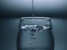 Guia de hidratação: quanta água beber por dia e por quê