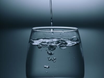 Guia de hidratação: quanta água beber por dia e por quê