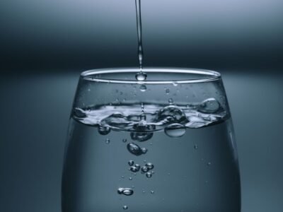 Guia de hidratação: quanta água beber por dia e por quê